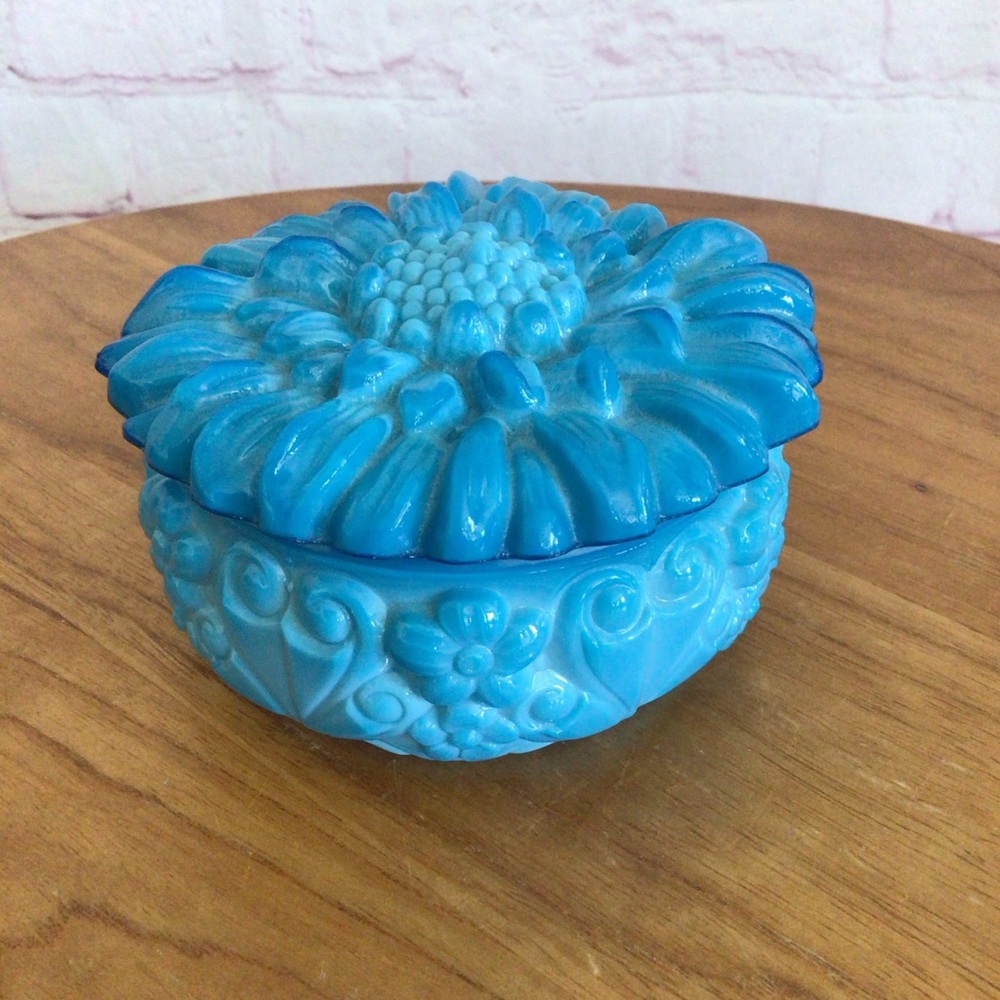 Vintage Bohemian Czech Blue Malachite Floral Covered Powder Jar Trinket Dish
